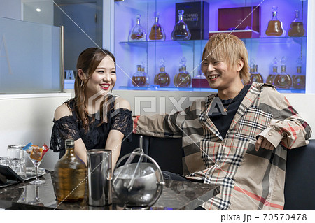 ネオホストの接客風景 ネオホストの接客風景 70570478