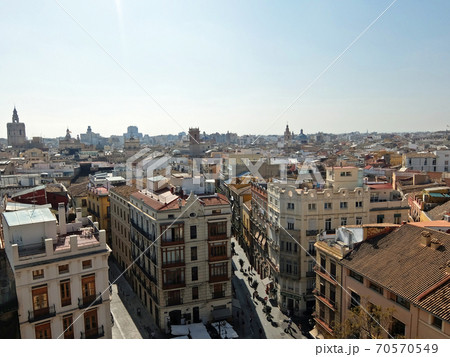 セラーノスの塔から眺めるバレンシアの街並み スペイン Valenciaの写真素材