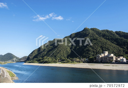【岐阜県】岐阜城と金華山と長良川 70572972