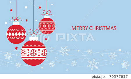 クリスマス用背景素材 水色の背景に赤いクリスマスオーナメントのイラスト素材