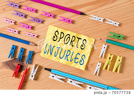 Text sign showing Sports Injuries. Conceptual Text sign showing Sports Injuries. Conceptual 70577738