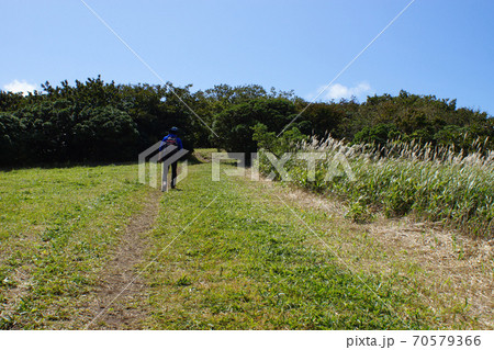 九州百名山「鞍岳」 ファミリー登山、ハイキングに人気の登山コース 九州百名山「鞍岳」 ファミリー登山、ハイキングに人気の登山コース 70579366