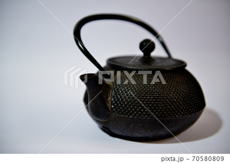 南部鉄器 鉄瓶 白バック 南部鉄器 鉄瓶 白バック 70580809