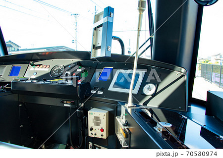 低床車輛キーボの運転席 低床車輛キーボの運転席 70580974