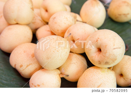 Fresh pears in the market. 70582095