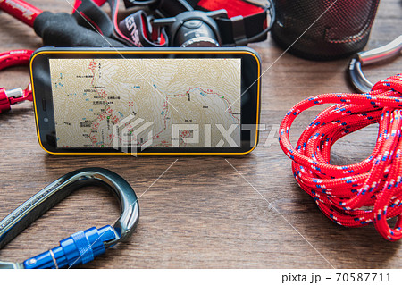 アウトドア用品 山岳地図 アプリイメージ素材 アウトドア用品 山岳地図 アプリイメージ素材 70587711