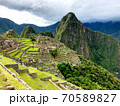 南米・ペルー・マチュピチュ（横、雨季） 70589827