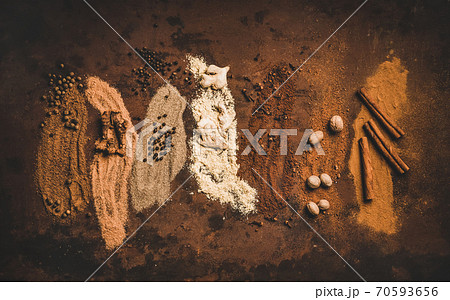 Turkish seven spice Yedi Bahar mix over dark Turkish seven spice Yedi Bahar mix over dark 70593656