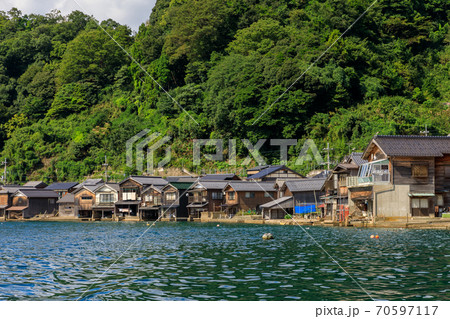 京都・丹後・伊根の舟屋 京都・丹後・伊根の舟屋 70597117