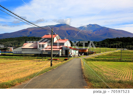 鳥海山紅葉　 70597523