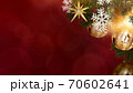 クリスマスのイメージ的な背景 - 複数のバリエーションがあります クリスマスのイメージ的な背景 - 複数のバリエーションがあります 70602641
