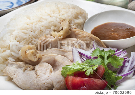 シンガポール風チキンライス 70602696