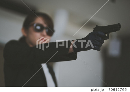 30s 70612766