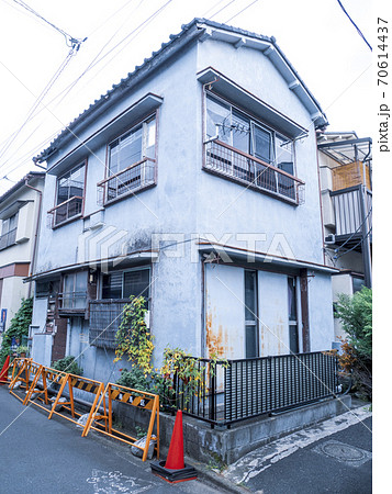 相続人がいなく誰も住まなくなった空き家の管理問題 相続人がいなく誰も住まなくなった空き家の管理問題 70614437