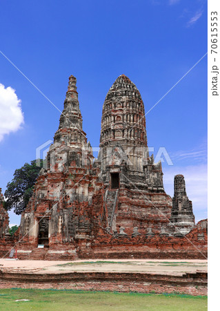 The ruins of Chaiwatthanaram Temple in Thailand. It was a royal temple The ruins of Chaiwatthanaram Temple in Thailand. It was a royal temple 70615553