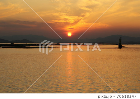 海 海岸 景色 70618347