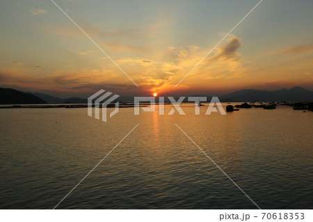 海 海岸 景色 70618353