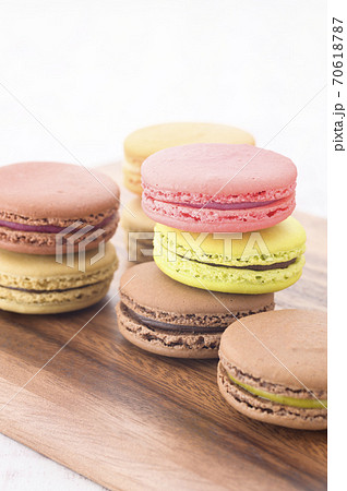 積み重ねたマカロン(撮影協力 ミルティーココ) 積み重ねたマカロン(撮影協力 ミルティーココ) 70618787