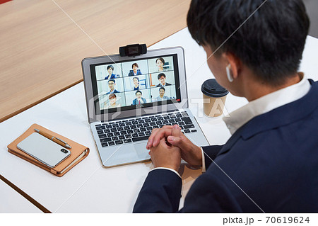 新人研修　オンライン会議　ビデオ会議　ウェブ会議　リモートワーク　テレワーク 70619624