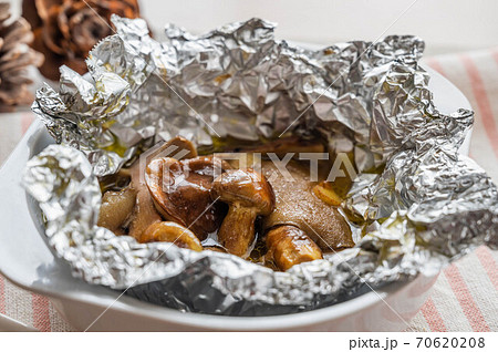 天然きのこのホイル焼き 70620208