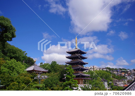 最初の観音霊場 安産祈願の寺 中山寺 70620986