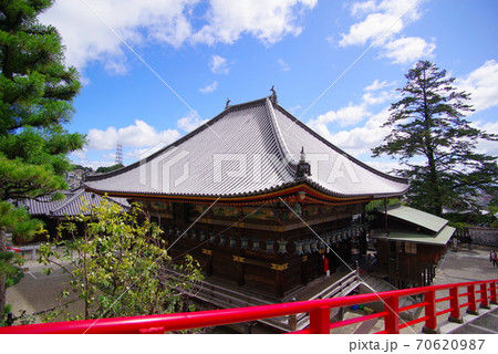 最初の観音霊場 安産祈願の寺 中山寺 70620987