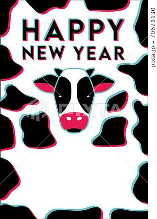 年賀状テンプレート　丑年　イラスト　牛　happy new year 70621130