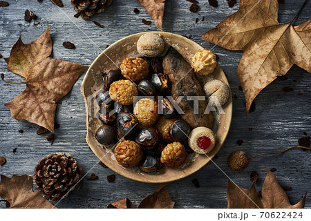 roasted sweet potato and chestnuts, and panellets 70622424
