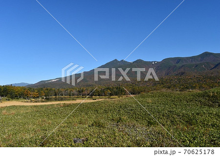 世界遺産_知床五湖_遊歩道_景色_知床連山_自然_4 世界遺産_知床五湖_遊歩道_景色_知床連山_自然_4 70625178