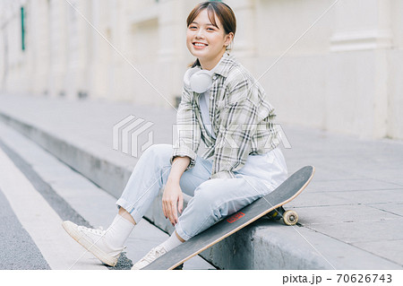 Woman, streetstyle 70626743