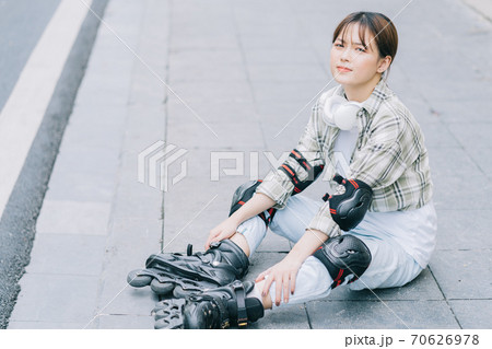 Teenager, streetlife 70626978