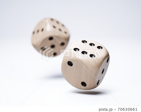 Woden dices Woden dices 70630661