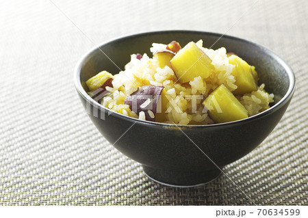 サツマイモご飯2 70634599