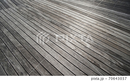 日の照らすボードウオーク 日の照らすボードウオーク 70643037