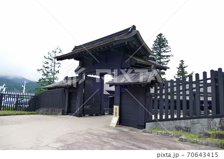 箱根関所の京口御門　神奈川県 70643415