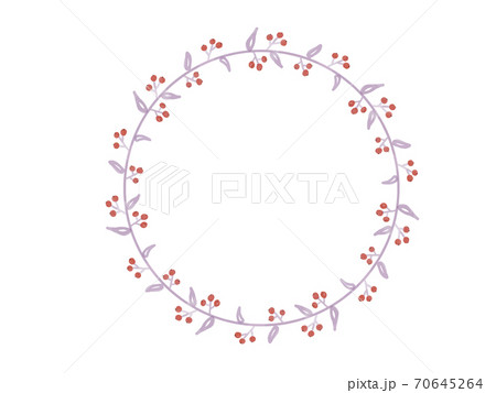 赤い木の実の円形フレーム 70645264