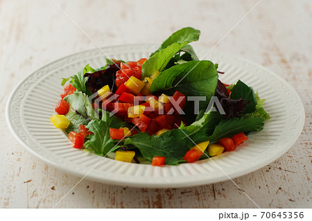 彩り野菜サラダ 彩り野菜サラダ 70645356