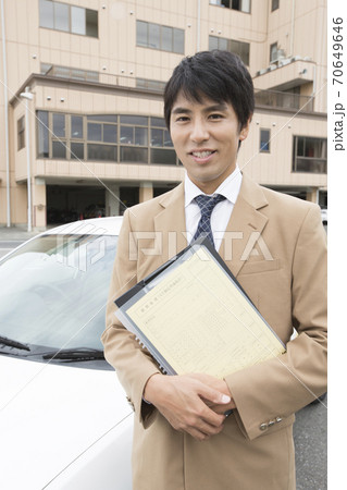 自動車教習所の教官 自動車教習所の教官 70649646