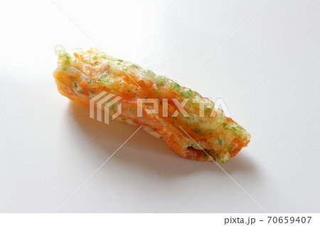 ちくわの磯辺揚げのアップ ちくわの磯辺揚げのアップ 70659407