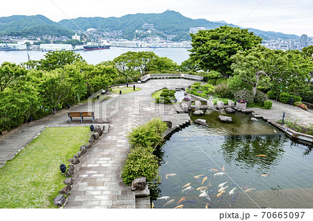 長崎県長崎市　グラバー園から望む風景 70665097