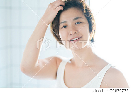 30代女性の朝美容 30代女性の朝美容 70670775