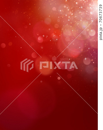 抽象的な赤い光の背景 - 複数のバリエーションがあります 抽象的な赤い光の背景 - 複数のバリエーションがあります 70673739
