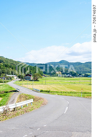 田舎の素朴な風景 田舎の素朴な風景 70674697