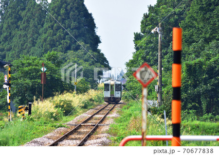 只見線　魚沼田中駅と周辺の風景 70677838