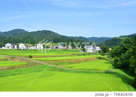 JR東日本 小出駅から只見駅までの只見線車窓からの風景 JR東日本 小出駅から只見駅までの只見線車窓からの風景 70682656