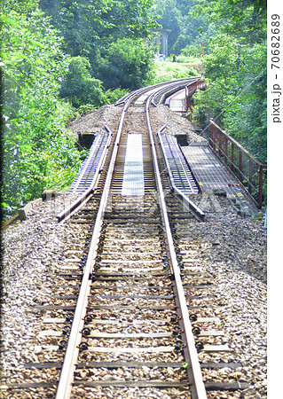 小出駅から只見駅までの只見線車窓からの風景 小出駅から只見駅までの只見線車窓からの風景 70682689