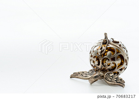 ガムランボール 70683217