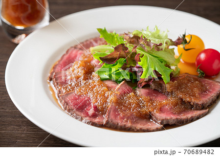 ローストビーフ 70689482