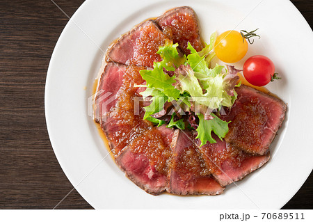 ローストビーフ 70689511