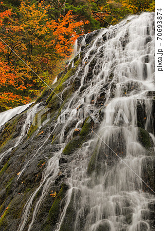 紅葉の三本滝　乗鞍高原 70693874